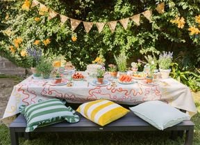 Decorated easter table outside.