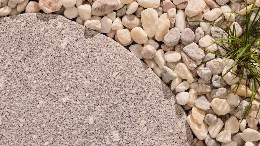 All
  natural stone Tuscan Path pavers, including the Granite Stepping Stones have
  individual  markings, adding character
  to your landscapes. I/N: 0472033