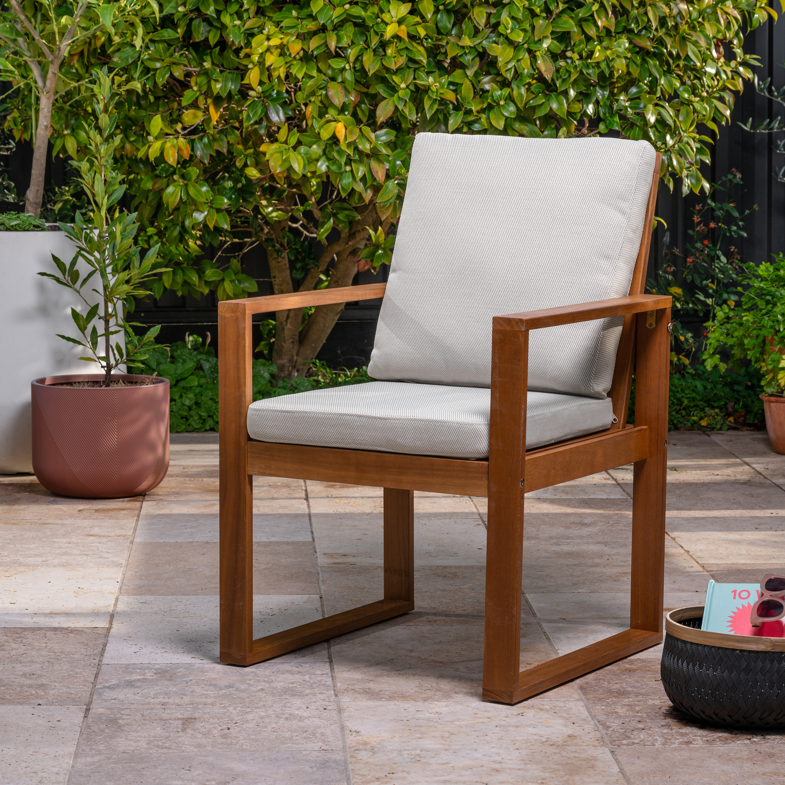 Outside table and chairs bunnings sale