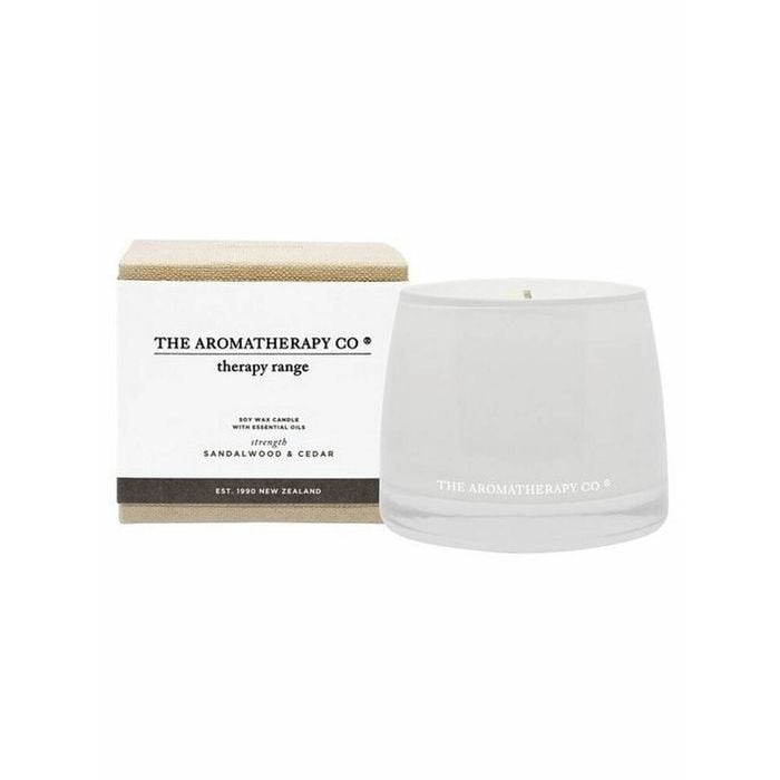 THE AROMATHERAPY CO Therapy Candle Strength - Sandalwood & Cedar