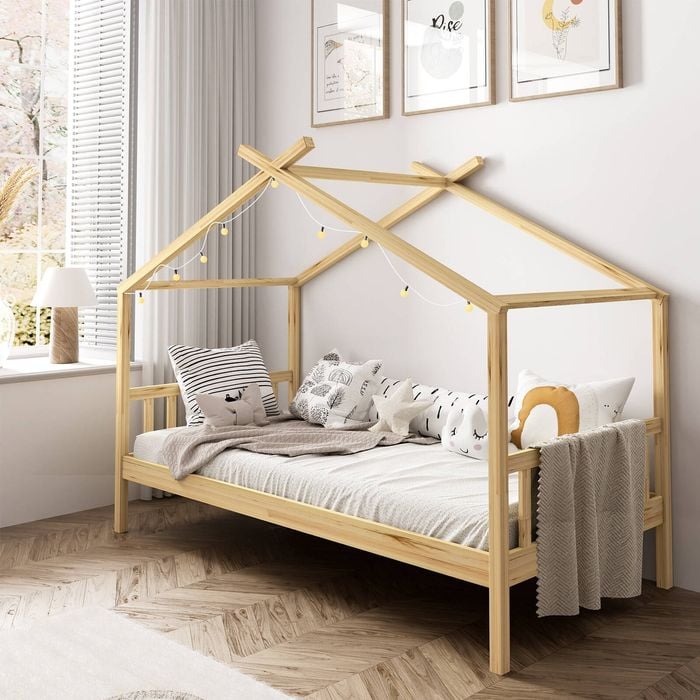 Oikiture Kids House Bed (Wooden)