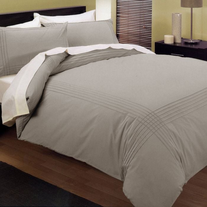 Kingtex Pintuck Quilt Cover Set Linen Queen