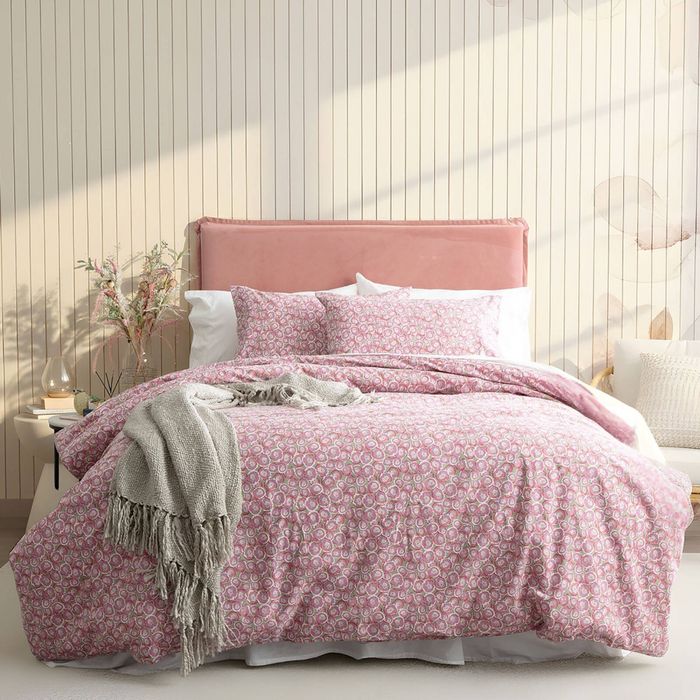 Park Avenue Egyptian Cotton Flannelette Quilt Cover Set Ditty Floral Super King