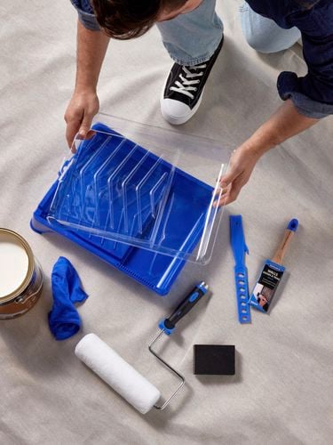 Our walls and ceilings 8 pce kit has everything you need to paint a room - 0341476