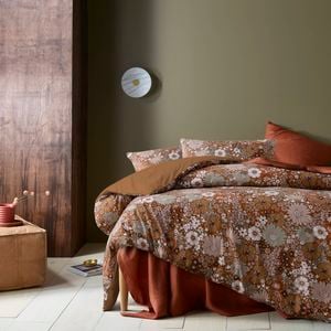 Accessorize Bedroom Collection King Red Rainbow Garden Autumn Washed Cotton Quilt Cover Set - King Bed