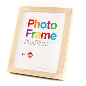 Unigift Wooden/Glass Home Decor Picture Photo Frame 20x25cm Natural
