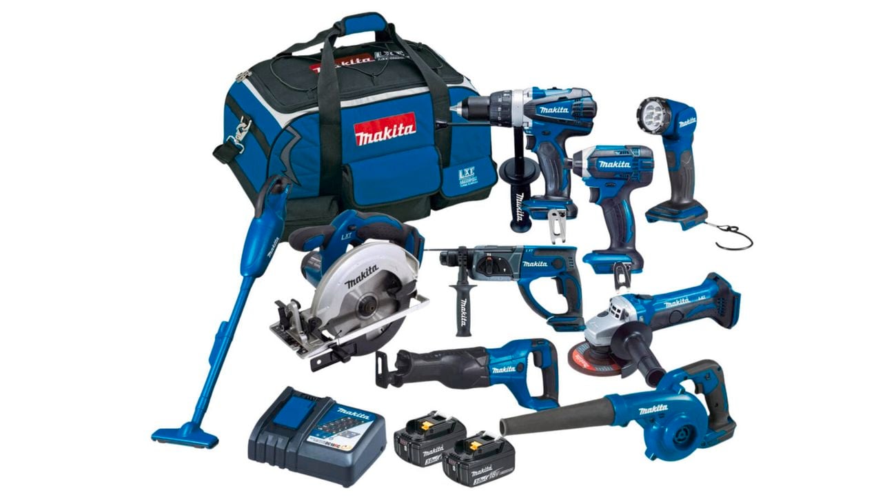 Makita 9-piece 18V Combo kit including batteries and tool bag