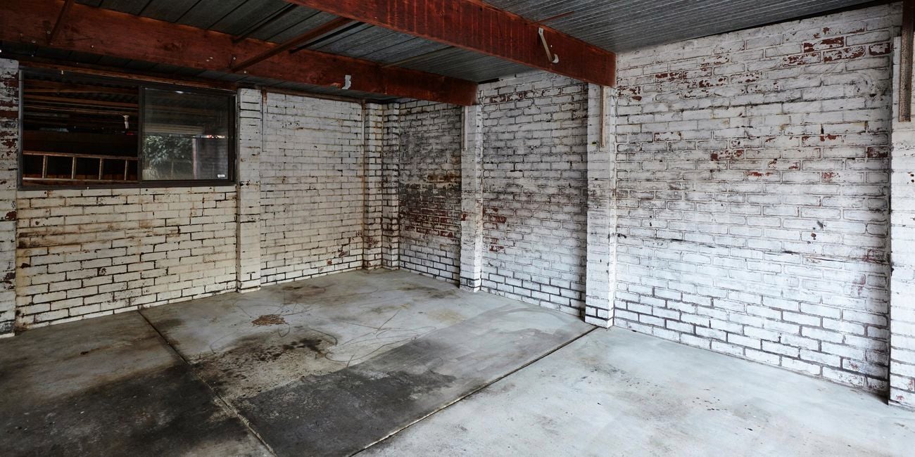 DIY - Step 1 - How to turn and convert your garage into a workshop 