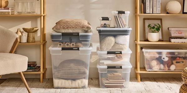 Ezy Storage - Graphics - Brand page - Solutions+_Lifestyle_Living Room_Group_455