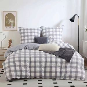 Fabric Fantastic Queen Size Rylee Grey Check Seersucker Quilt/Doona/Duvet Cover Set