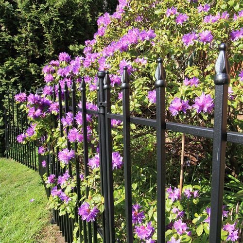 black-fence-temporary-garden-fence