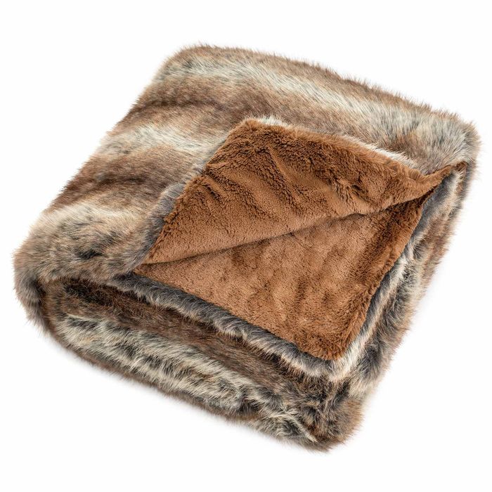 Costway Fluffy Throw Blanket 780gsm Plush Fuzzy Faux Fox Fur Blanket