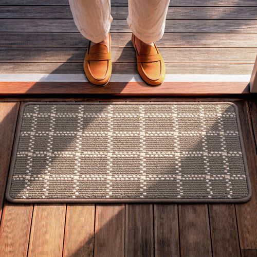Machine washable indoor scatter rug makes everyday cleaning simple