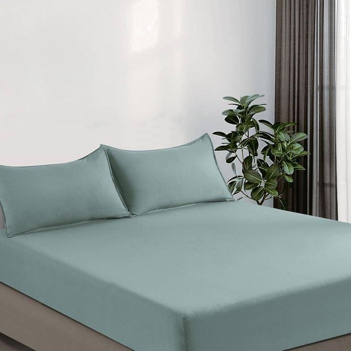 CleverPolly Vintage Washed Microfibre Fitted Sheet Set with Matching Pillowcases (Seafoam, Single)