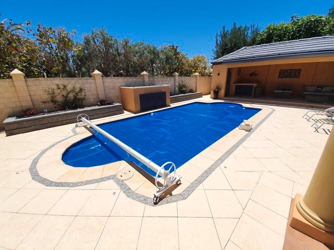 solar pool cover