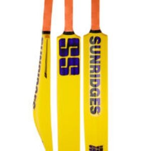 SS Acc0216 Plastic Cricket Bat, Size 2