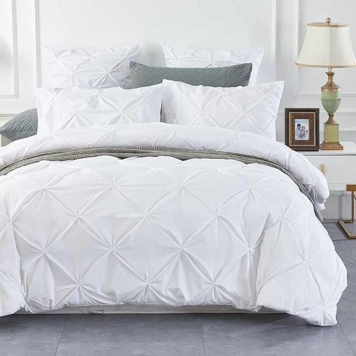 CottonMore Cotton White Diamond Pinch Pleated Pintuck Doona Quilt Cover Set - King