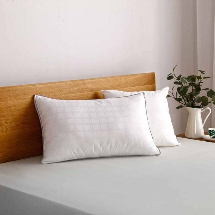 Accessorize Bedroom Collection 45cm x 70cm White Deluxe Hotel Standard Pillow