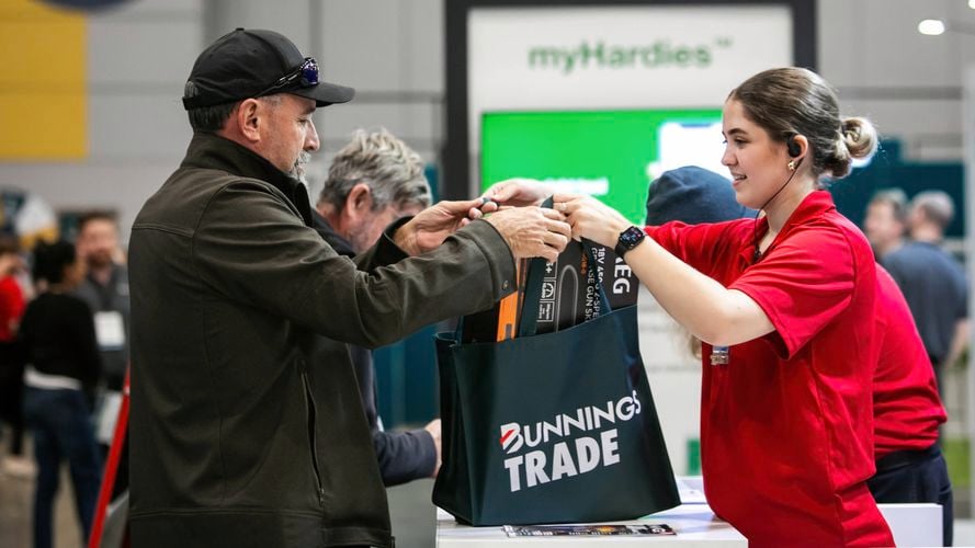 Bunnings team member servicing customers
