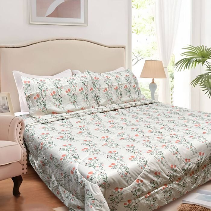 Hotel Living 3 Piece Light Weight Comforter Set Queen Corbett Floral Coral
