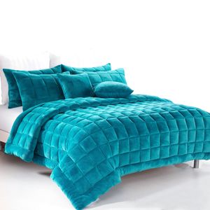 Alastairs Augusta Faux Mink Quilt / Comforter Set Emerald Green - Super King