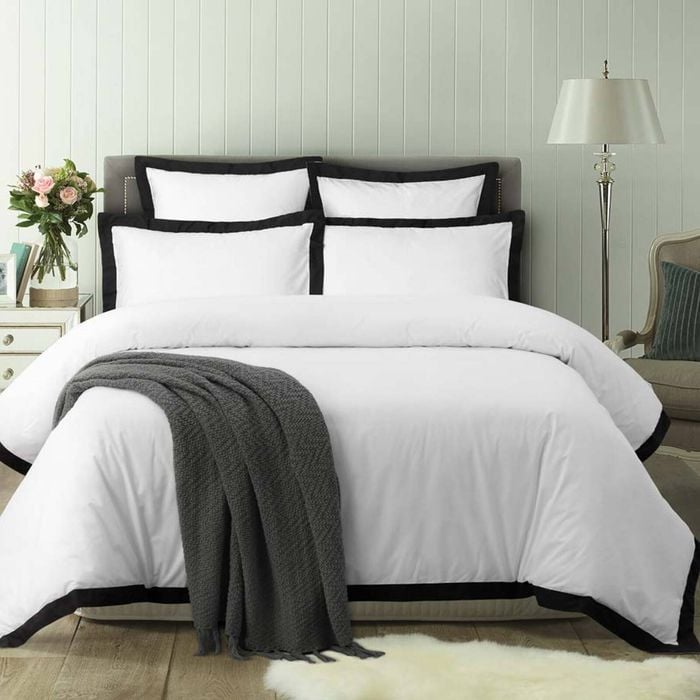 Accessorize Bedroom Collection Hotel White/Black Tailored Deluxe Cotton Quilt Cover Set