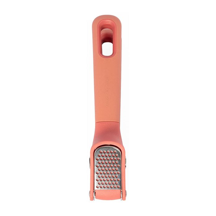 eKu Upcycle Garlic Press - Salmon