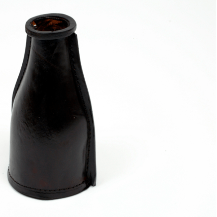 Kelly Pool Snooker Billiards Black Leather Shaker Bottle