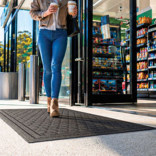 Diamond design on this doormat tracks trap dirt and moisture with anti slip backing.