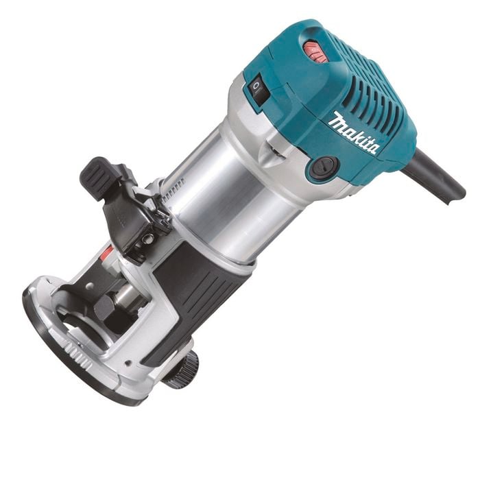 Makita 6.35mm (1/4") 710W Router RT0700CX