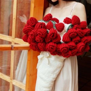CottonMore Rose Bouquet Knitted Round Blanket Cozy Tassel Throw 150cm Diameter