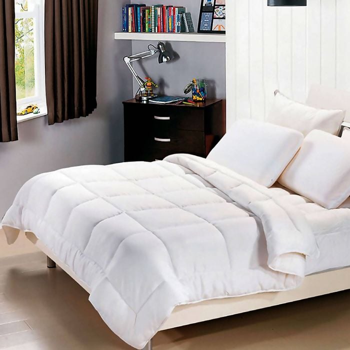 Living with Linen 300GSM Cotton Summer Quilt Queen