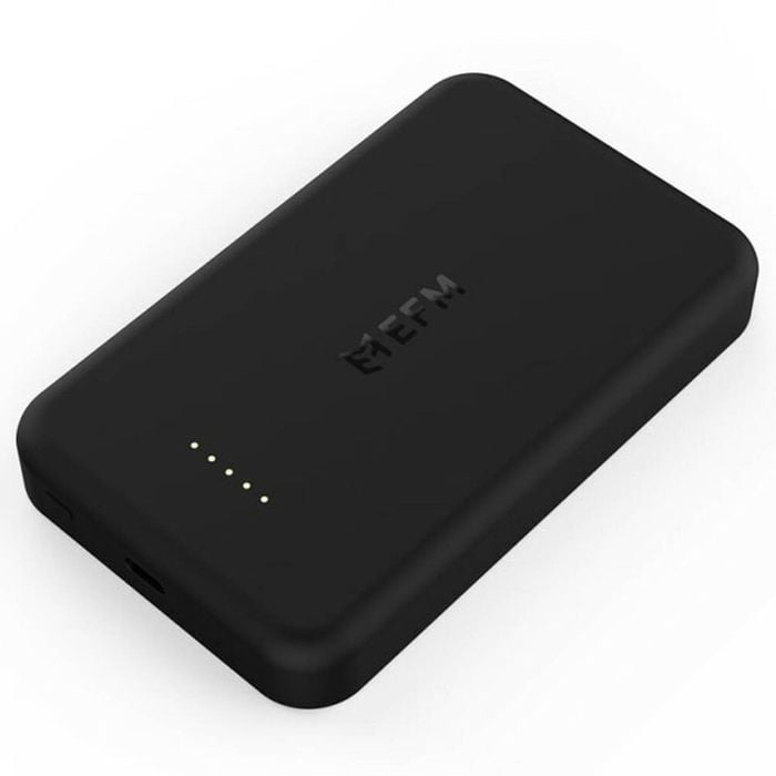 Efm Flux 5000mah Wireless Power Bank With Magnetic Alignment - Charcoal