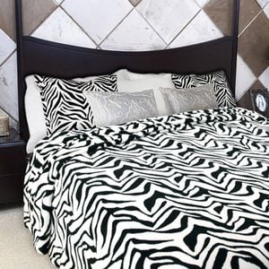 Kingtex White Tiger Micro Plush Blanket Queen/King