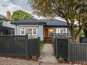 A total exterior transformation for $2000 Header image