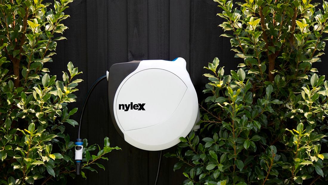 Nylex retractable hose reel