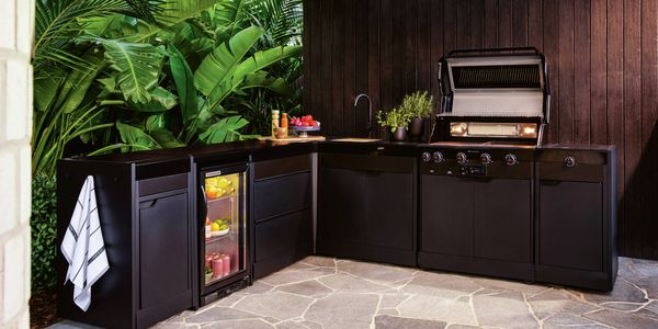 Outdoor living - Outdoor kitchen - SBS - Bunnings_OL26_32544_Gemmola