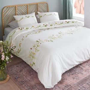Bedding House Queen White Pasture Multi Cotton Quilt Cover Set