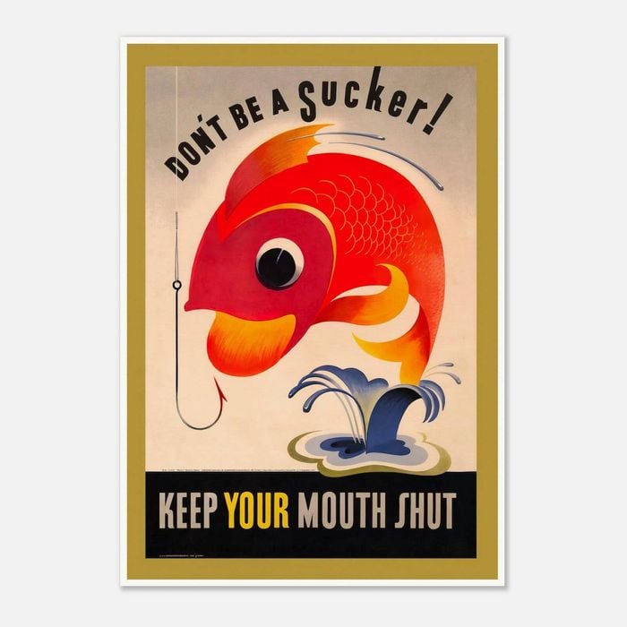 Galrie Don't Be A Sucker Keep Your Mouth Shut 1944 World War II Vintage Propaganda Poster, Poster Only, A4 21 x 30cm (8x12inch)