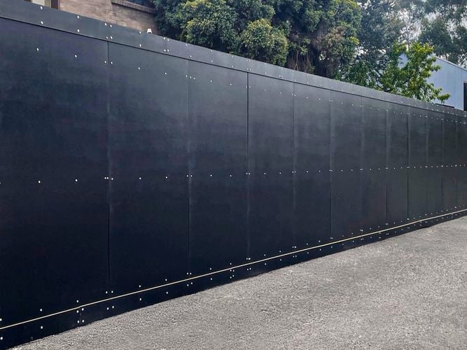 Porta - Gallery - 11.12 STRUCTApanel® Black