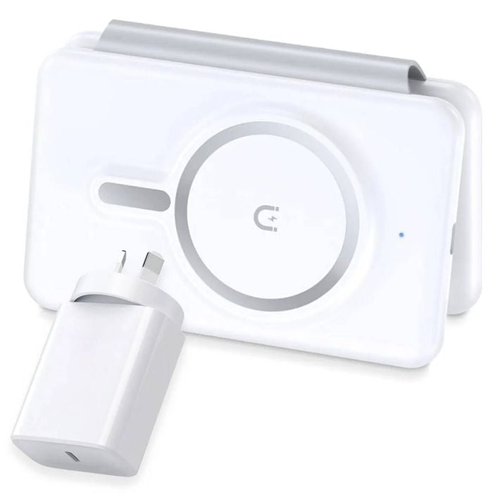 3 in 1 Foldable Fast Magnetic Wireless Charger for iPhone Apple Watch & Airpods White Power Adapter