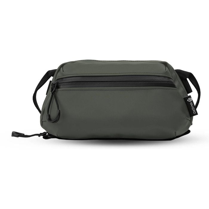 Wandrd Tech Bag Medium - Wasatch Green
