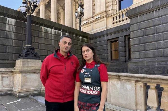 Press release AU - State in crisis