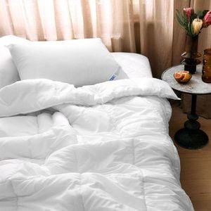 Dickies King Bed Anti-Microbial Quilt White