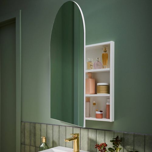 Modern bathroom interior featuring contemporary fixtures and finishes.