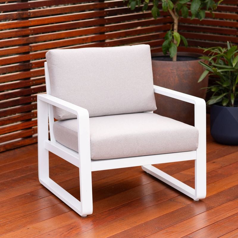 Aluminium Cordoba White One Seater Chair