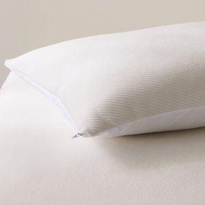 Myhouse All Seasons Pillow Protector