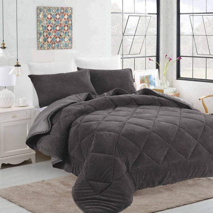 Ramesses Teddy Fleece Comforter Set