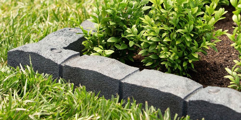 Grey
  Roman Stone Edging is a durable and flexible solution for your garden needs,
  creating stylish and contemporary borders. I/N: 3321736