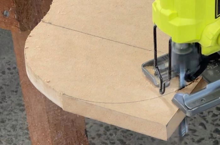 Jigsaw cutting out wave shapes